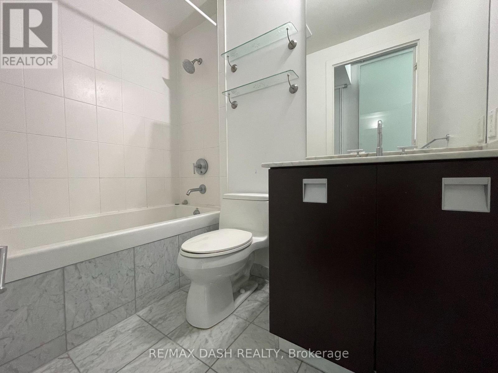 2709 - 33 Charles Street E, Toronto, Ontario  M4Y 1R9 - Photo 12 - C12532068