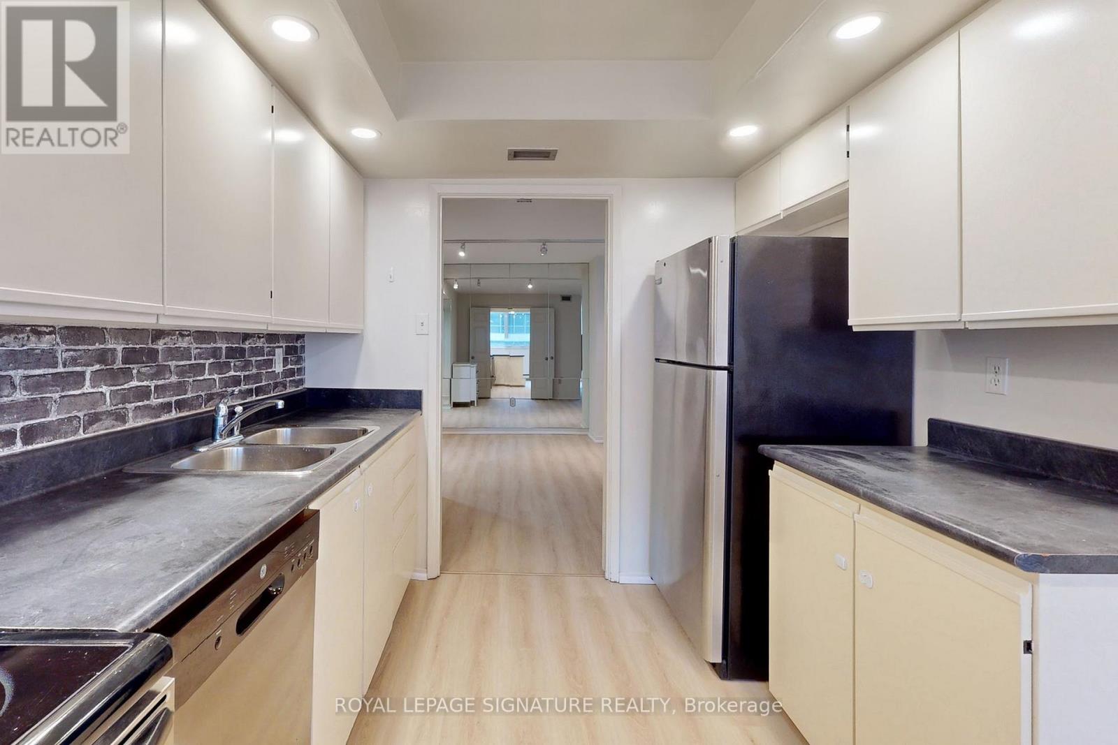 1107 - 360 Bloor Street E, Toronto, Ontario  M4W 3M3 - Photo 14 - C12532086