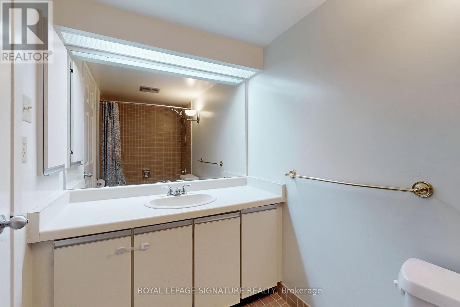 1107 - 360 Bloor Street E, Toronto, Ontario  M4W 3M3 - Photo 26 - C12532086