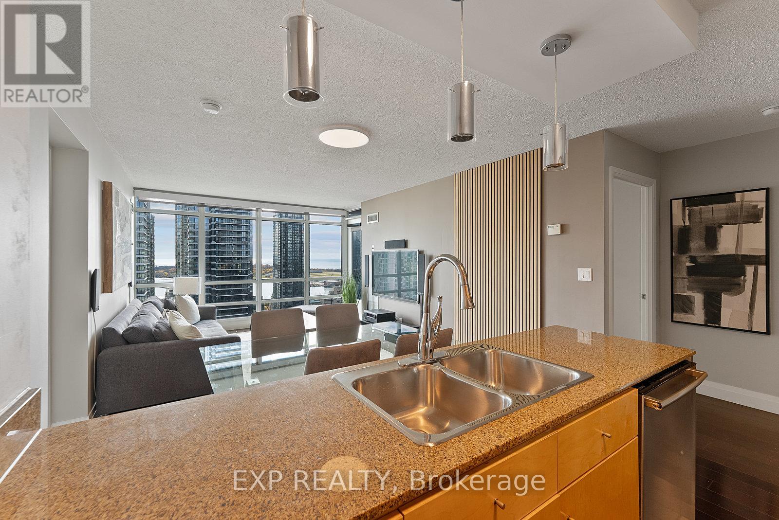 3711 - 397 Front Street W, Toronto, Ontario  M5V 3S1 - Photo 7 - C12532092