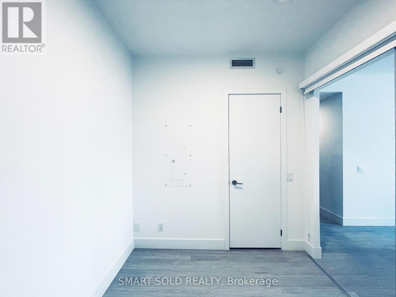 906 - 6 Greenbriar Road, Toronto, Ontario  M2K 0H6 - Photo 10 - C12532126