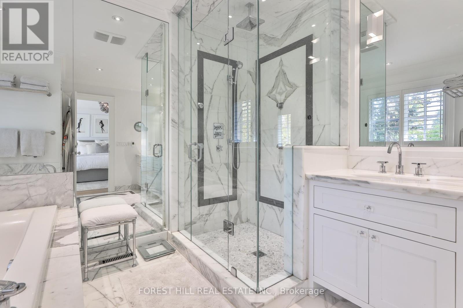 6 Esgore Drive, Toronto, Ontario  M5M 3R1 - Photo 36 - C12532226