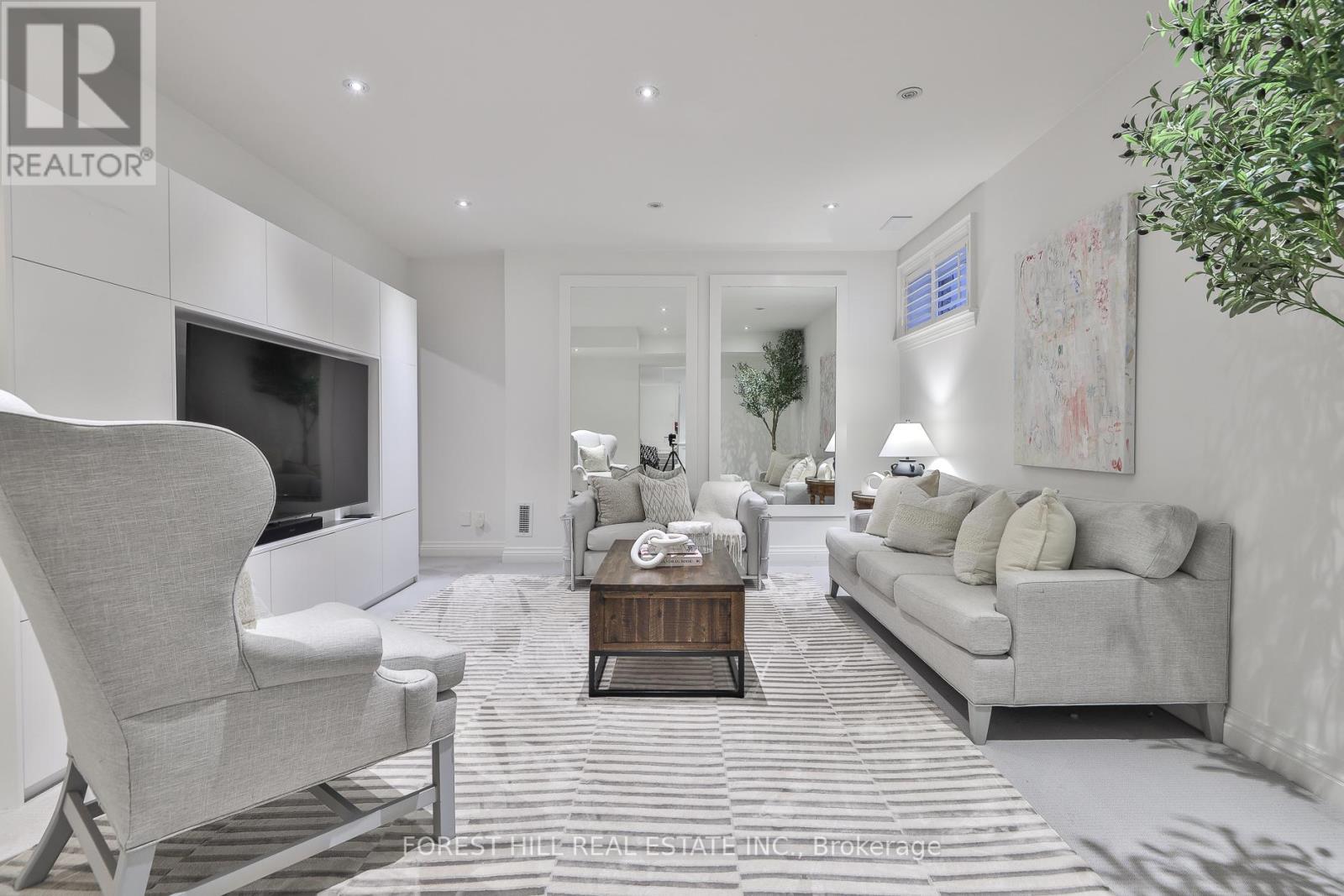 6 Esgore Drive, Toronto, Ontario  M5M 3R1 - Photo 45 - C12532226