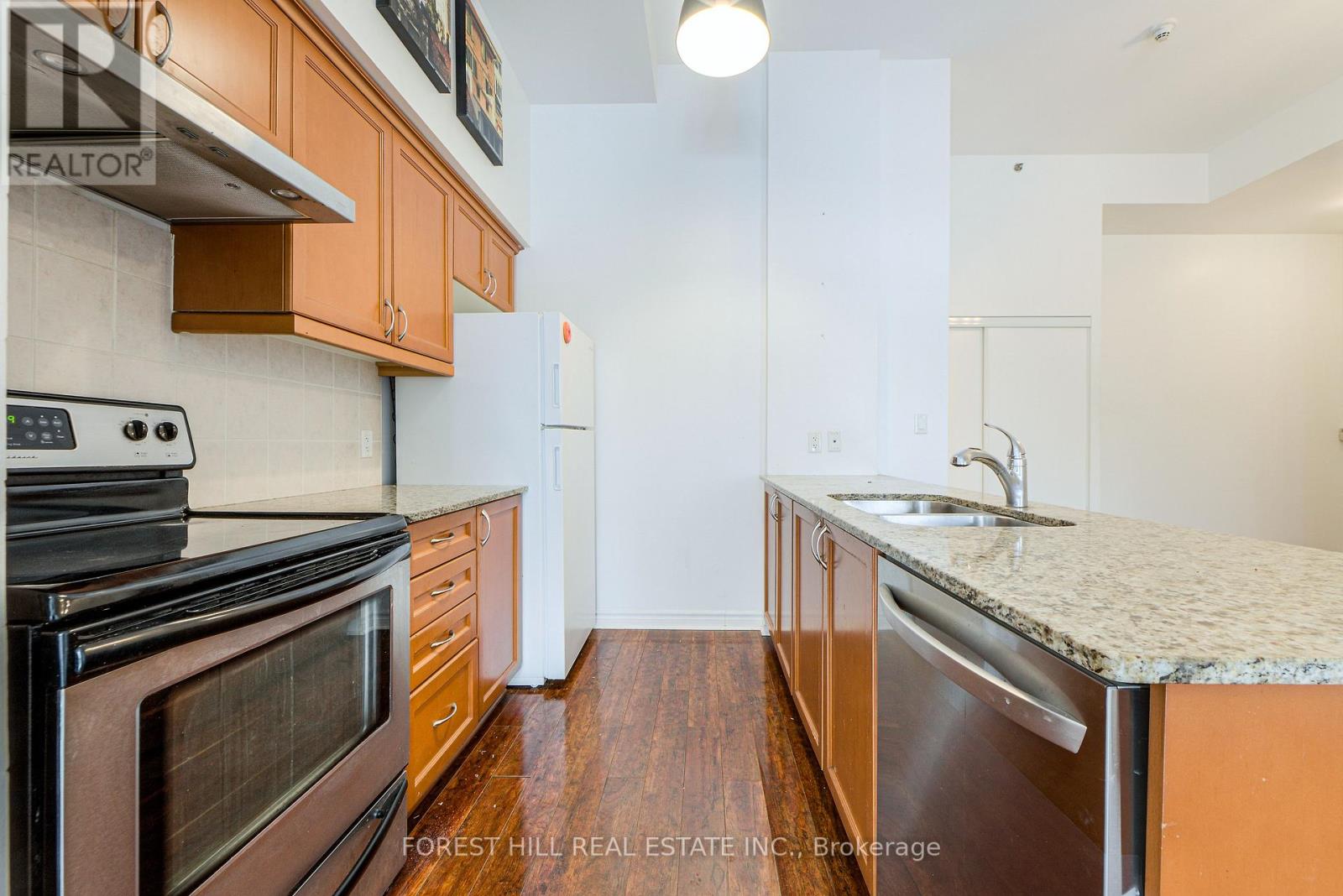 102 - 11 Christie Street, Toronto, Ontario  M6G 4C3 - Photo 10 - C12532230