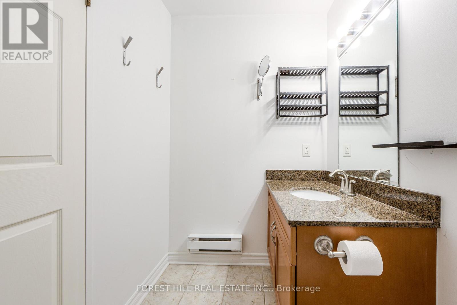 102 - 11 Christie Street, Toronto, Ontario  M6G 4C3 - Photo 24 - C12532230