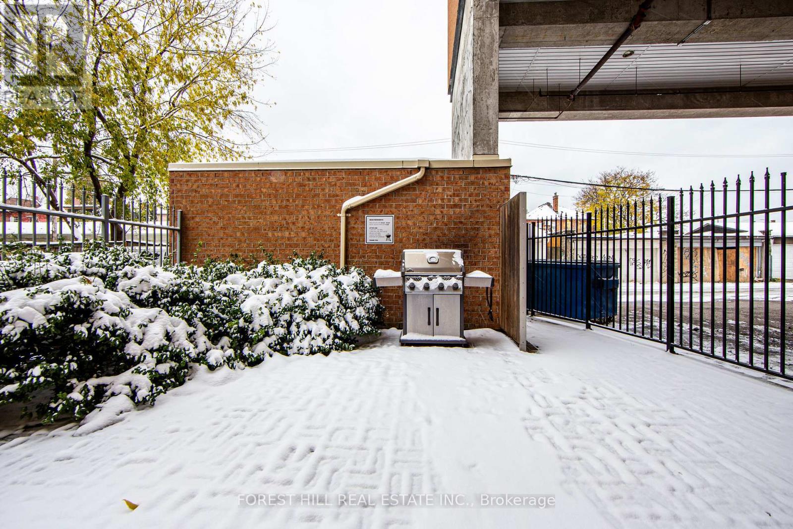 102 - 11 Christie Street, Toronto, Ontario  M6G 4C3 - Photo 29 - C12532230