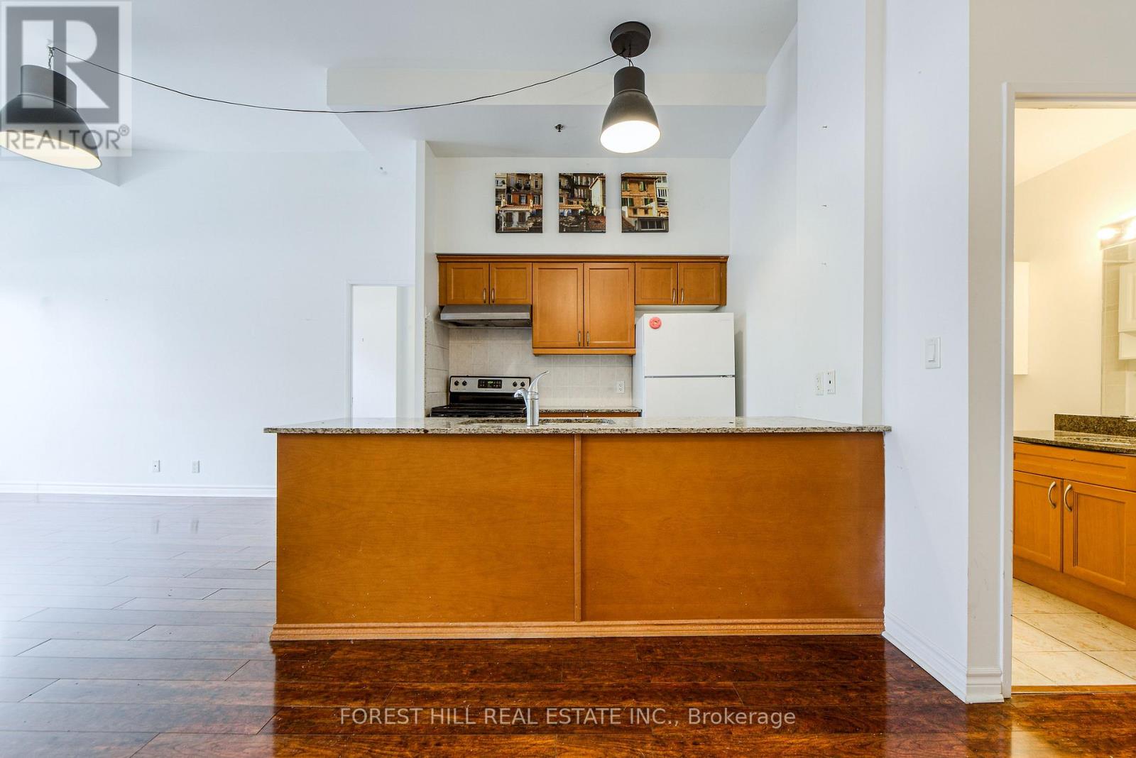 102 - 11 Christie Street, Toronto, Ontario  M6G 4C3 - Photo 7 - C12532230