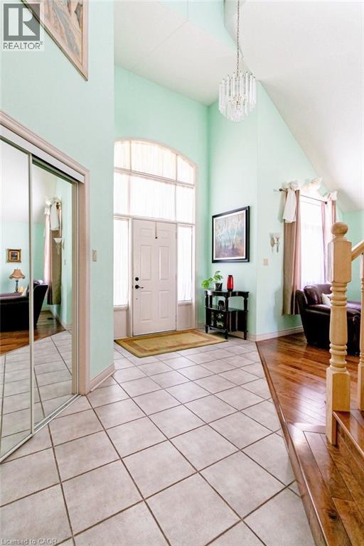 54 Falconridge Drive, Hamilton, Ontario  L9B 2P3 - Photo 8 - 40784682