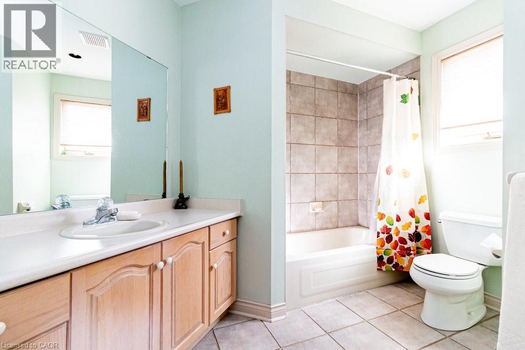 54 Falconridge Drive, Hamilton, Ontario  L9B 2P3 - Photo 32 - 40784682