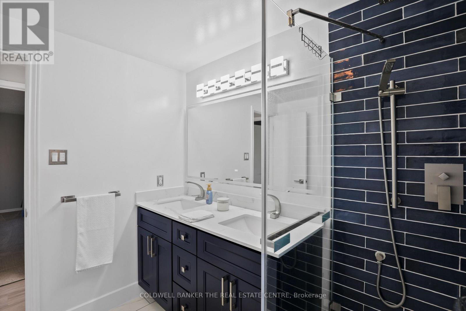 410 Burnley Court, Oshawa, Ontario  L1G 7G6 - Photo 22 - E12531982