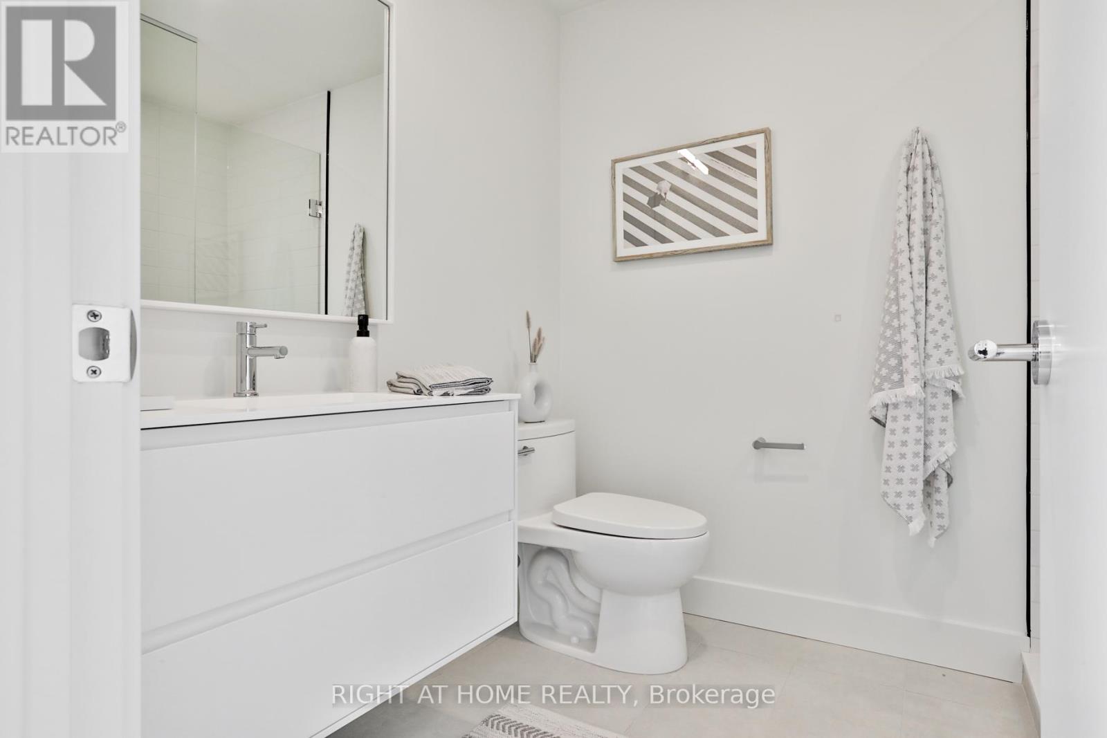 2343 Gerrard Street E, Toronto, Ontario  M4E 2E6 - Photo 22 - E12532014