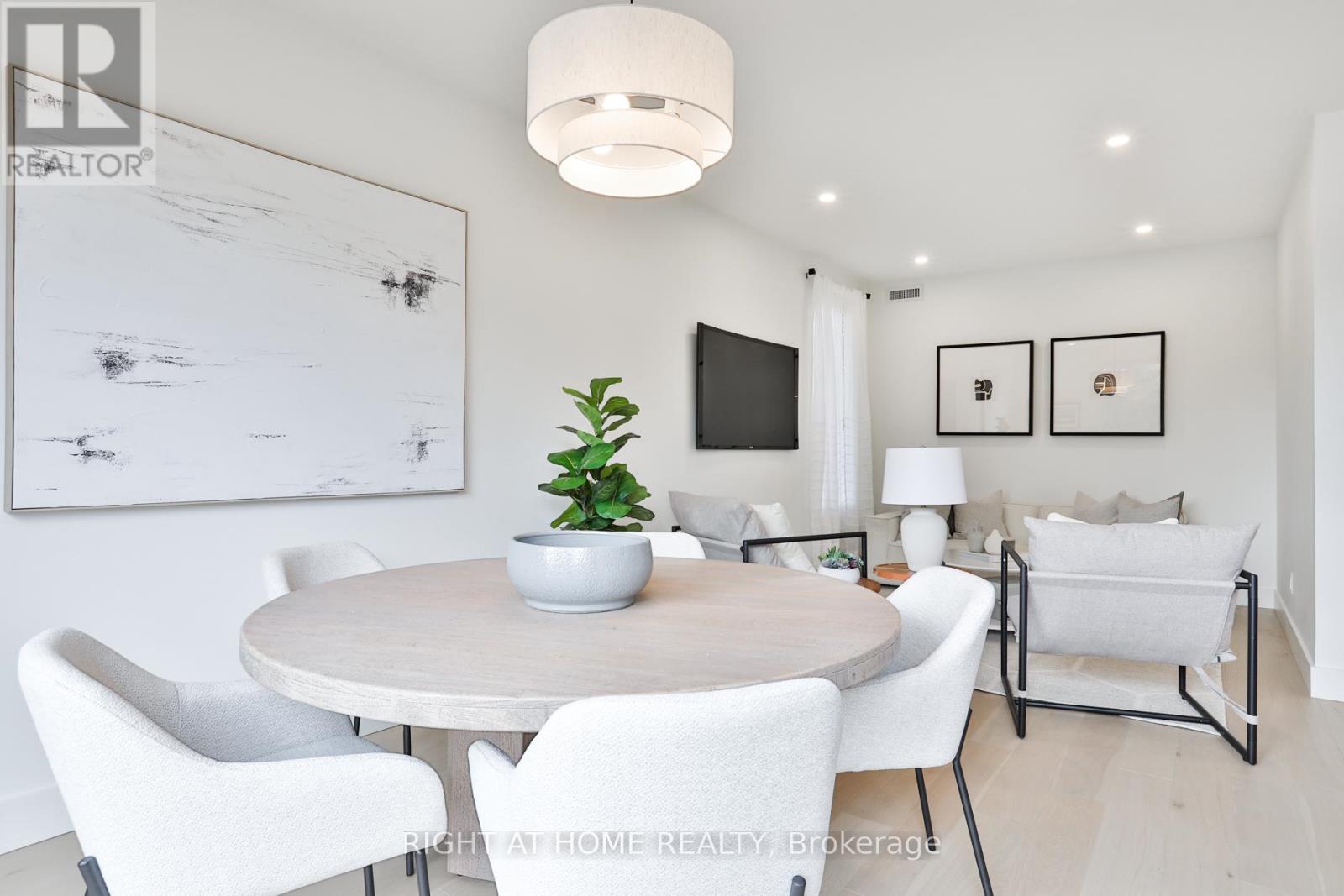 2343 Gerrard Street E, Toronto, Ontario  M4E 2E6 - Photo 8 - E12532014