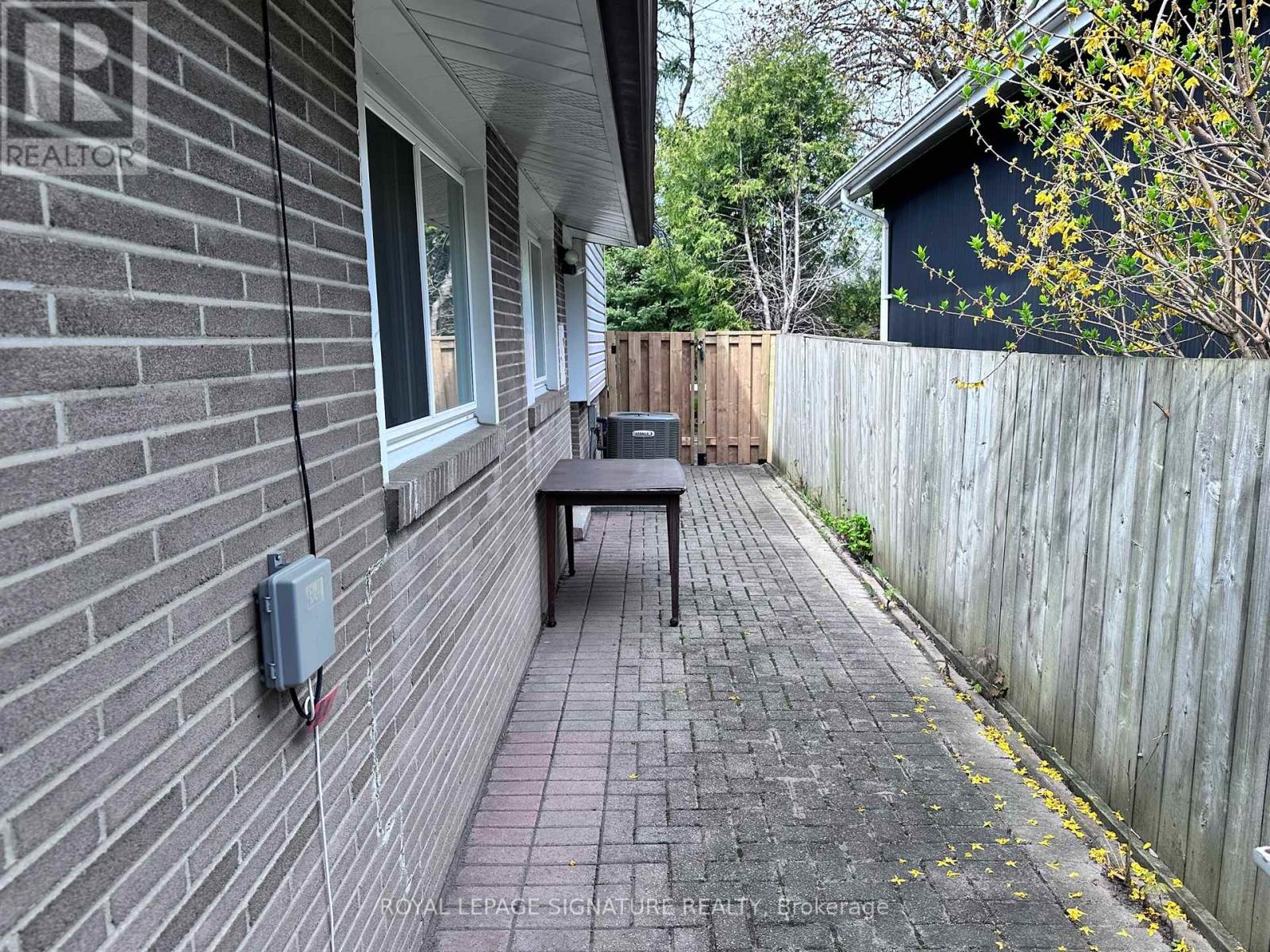 Lower - 55 Munson Crescent, Toronto, Ontario  M1P 3M9 - Photo 14 - E12532140