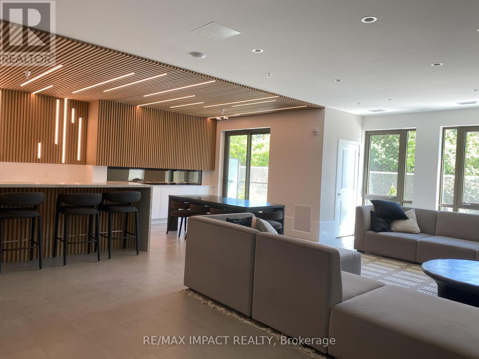 224 - 385 Arctic Red Drive, Oshawa, Ontario  L1L 0W9 - Photo 4 - E12532156