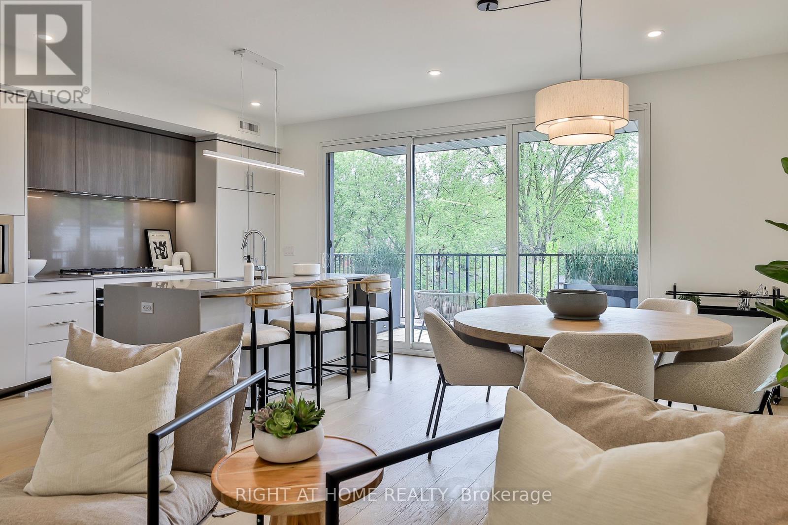 2343 Gerrard Street E, Toronto, Ontario  M4E 2E6 - Photo 6 - E12532170