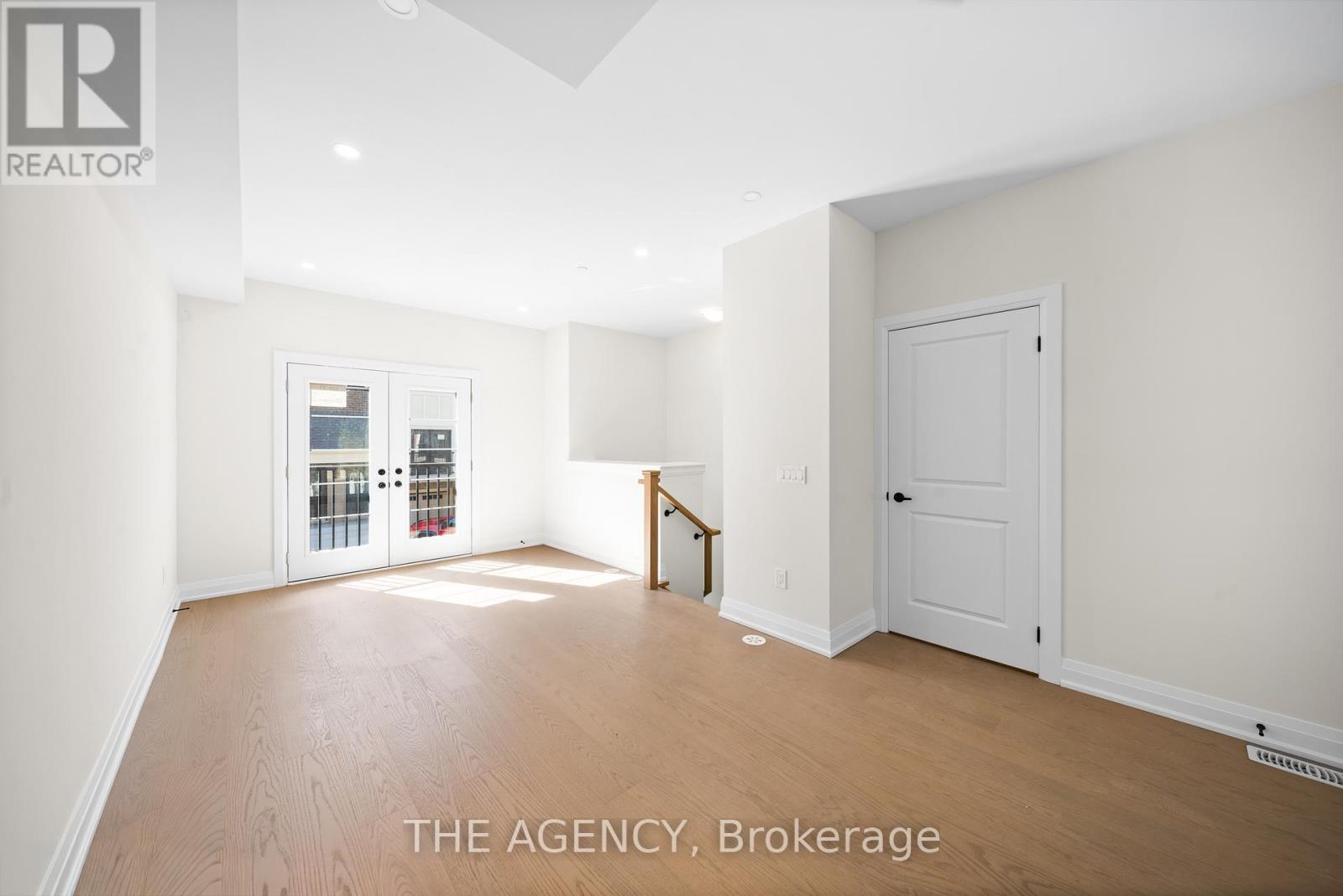 25 - 22 Marret Lane, Clarington, Ontario  L1B 1J2 - Photo 5 - E12532194