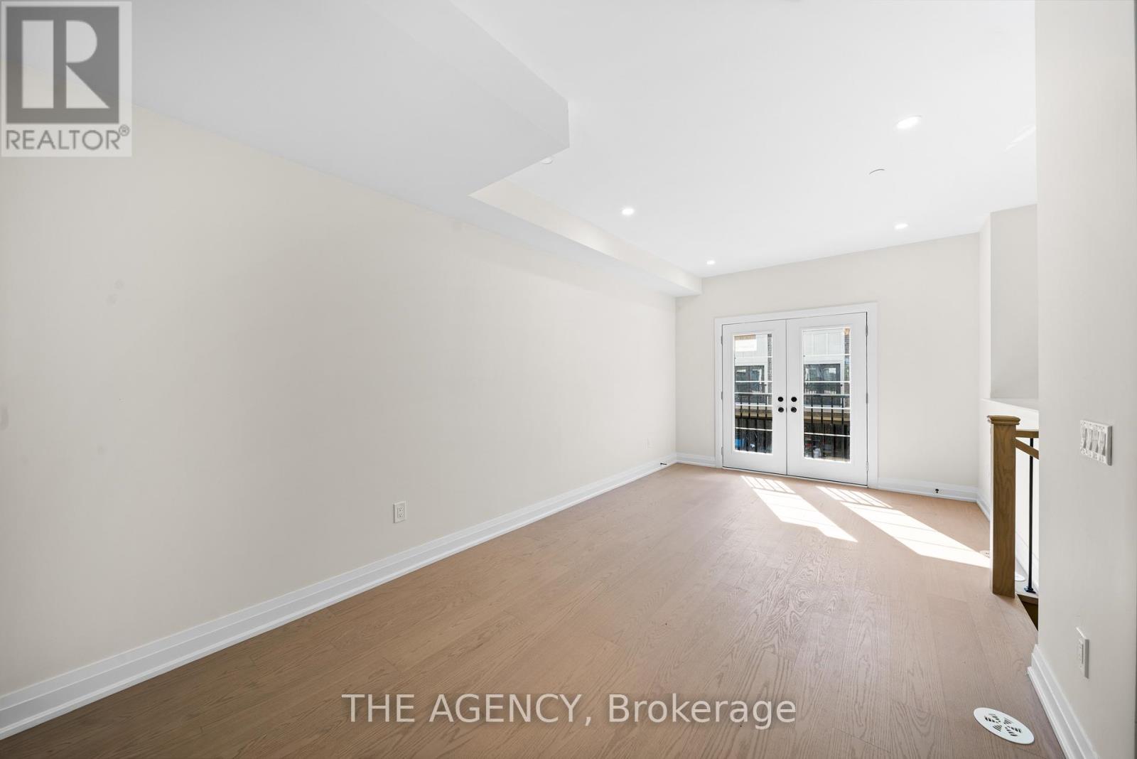 25 - 22 Marret Lane, Clarington, Ontario  L1B 1J2 - Photo 6 - E12532194