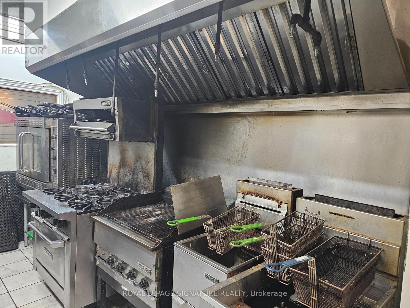 1282 Danforth Avenue, Toronto, Ontario  M4J 1M6 - Photo 18 - E12532238