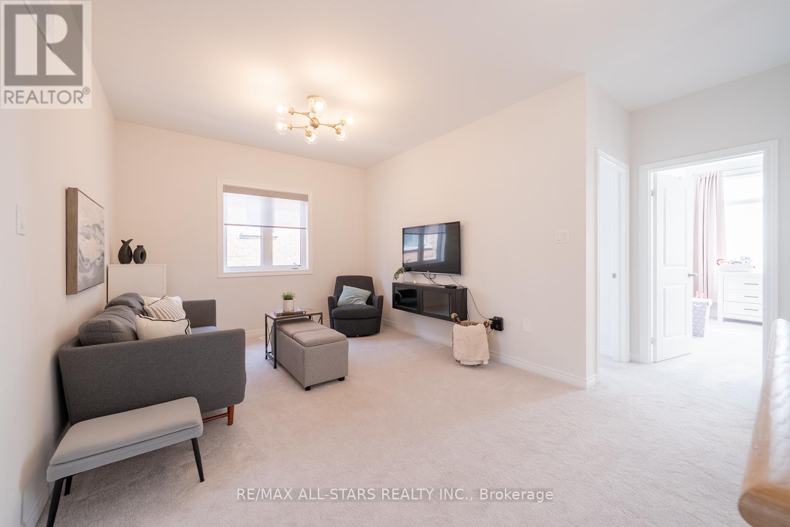 197 Boundary Boulevard, Whitchurch-Stouffville (Stouffville), Ontario  L4A 4W3 - Photo 22 - N12394070