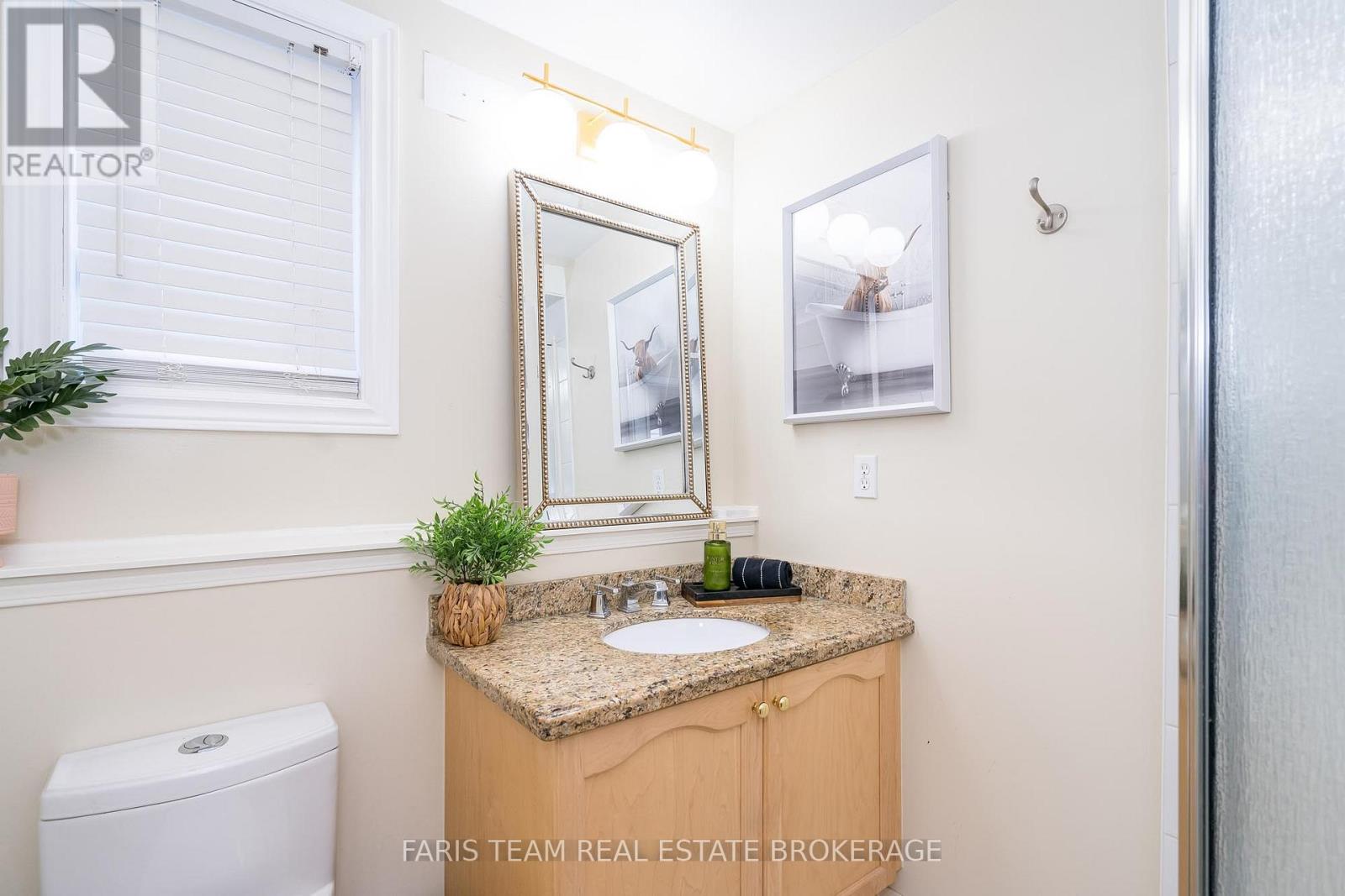 1075 Muriel Street, Innisfil, Ontario  L9S 4W7 - Photo 26 - N12531966