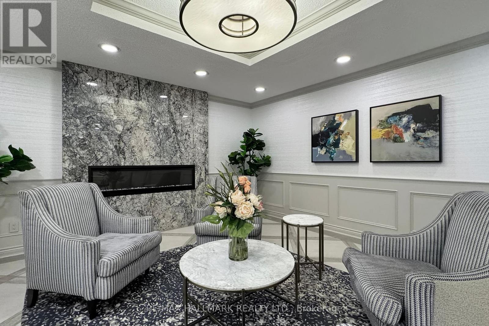 308 - 40 Baif Avenue, Richmond Hill, Ontario  L4C 5M9 - Photo 3 - N12531986