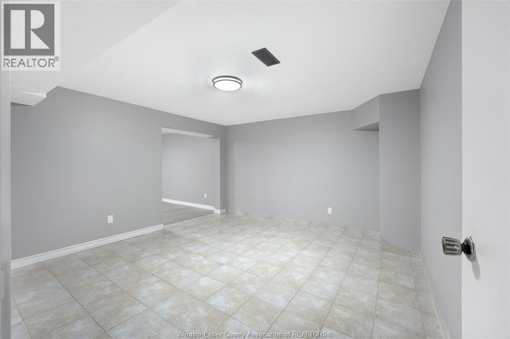 673 Gauthier, Tecumseh, Ontario  N8N 3P7 - Photo 36 - 25028412