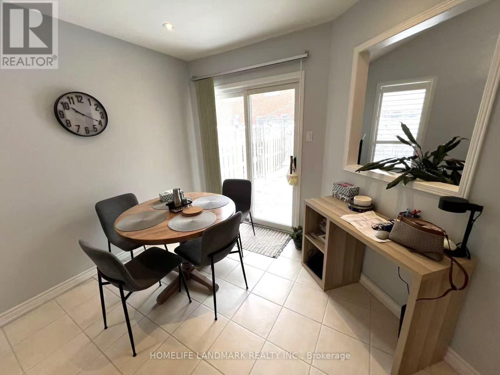 11 Cape Verde Way, Vaughan, Ontario  L6A 2Y6 - Photo 4 - N12531992