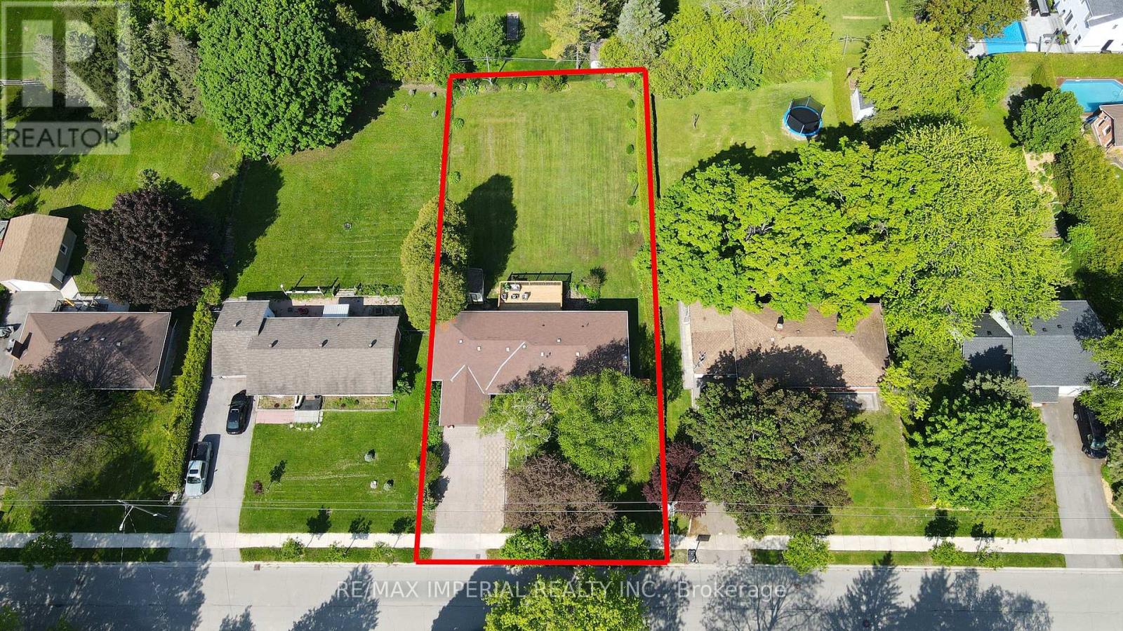 98 Belfry Drive, Newmarket, Ontario  L3Y 3G1 - Photo 37 - N12532102