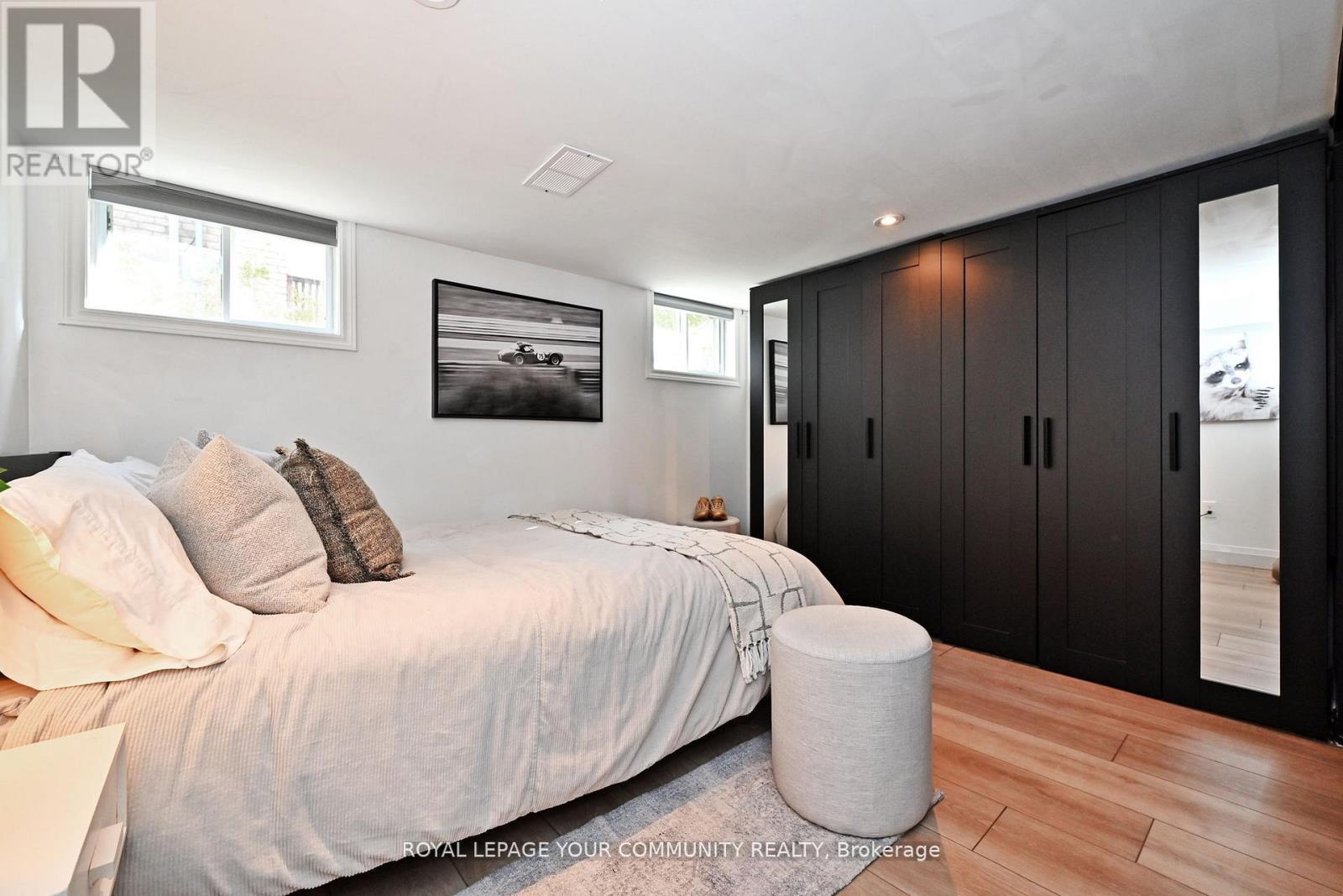 82 Centre Street, Aurora, Ontario  L4G 1J8 - Photo 35 - N12532162