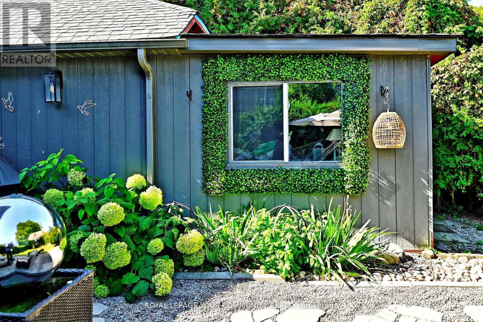 82 Centre Street, Aurora, Ontario  L4G 1J8 - Photo 45 - N12532162