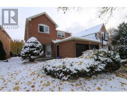 28 BAUER CRESCENT, Markham, Ontario