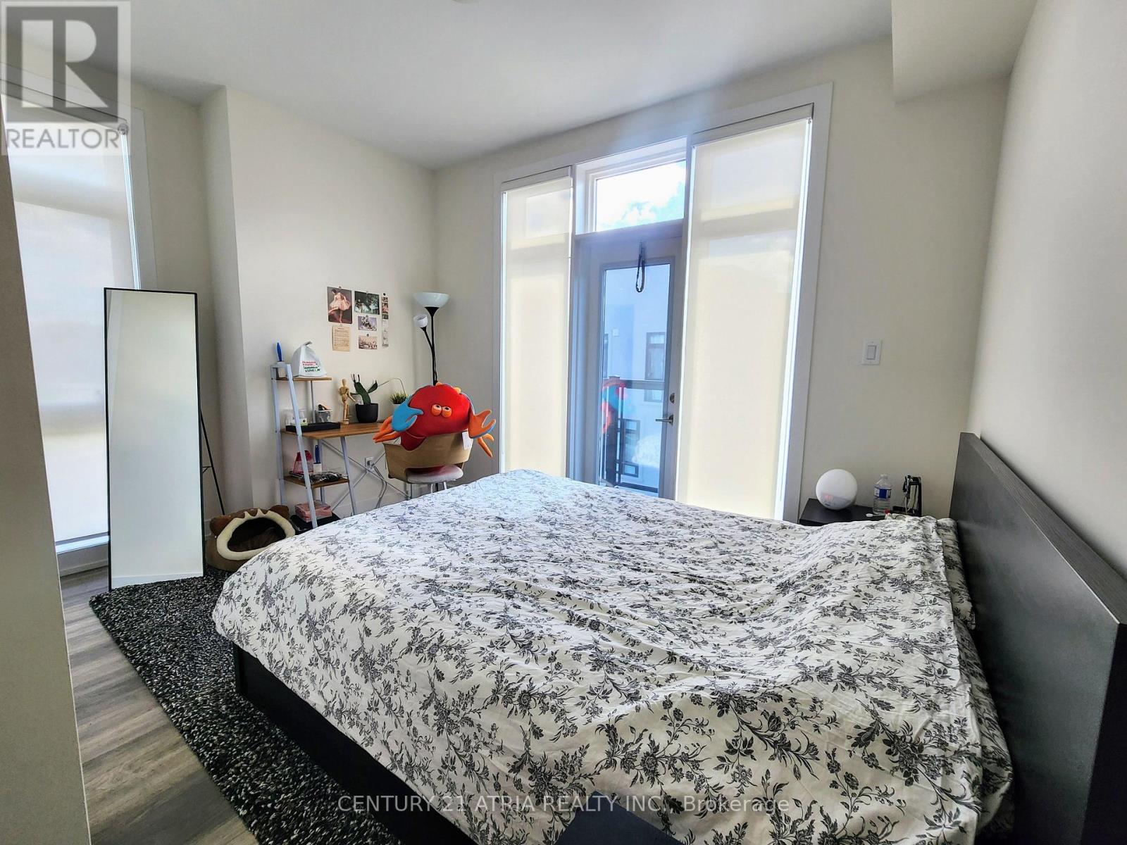 3 - 1 Bond Crescent, Richmond Hill, Ontario  L4E 1J4 - Photo 15 - N12532218