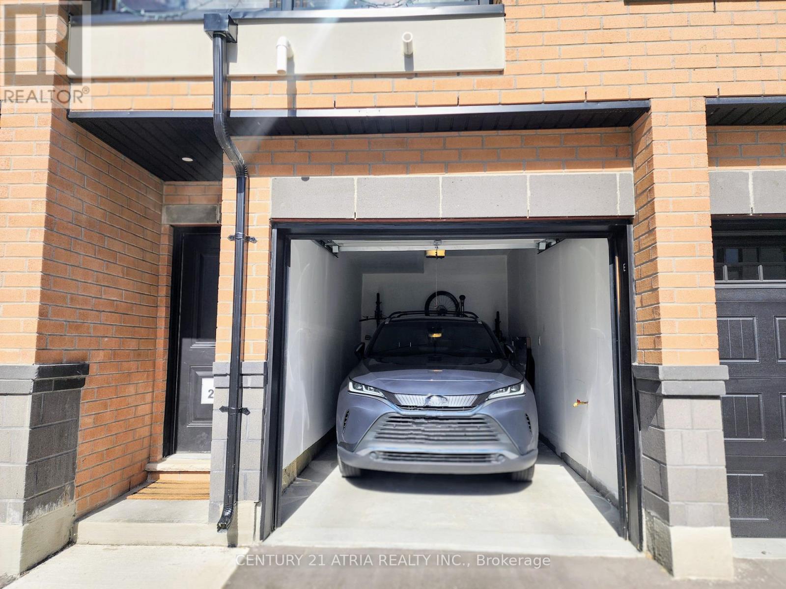 3 - 1 Bond Crescent, Richmond Hill, Ontario  L4E 1J4 - Photo 21 - N12532218