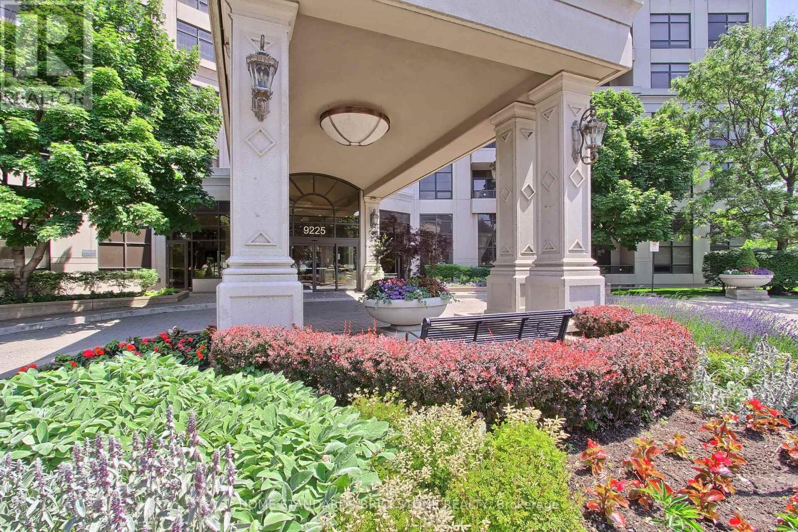 115 - 9225 Jane Street, Vaughan, Ontario  L6A 0J7 - Photo 2 - N12532228