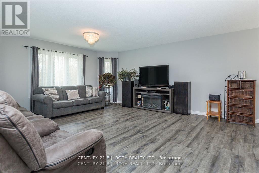 7972 County 13 Road, Adjala-Tosorontio, Ontario  L0M 1M0 - Photo 8 - N12532234