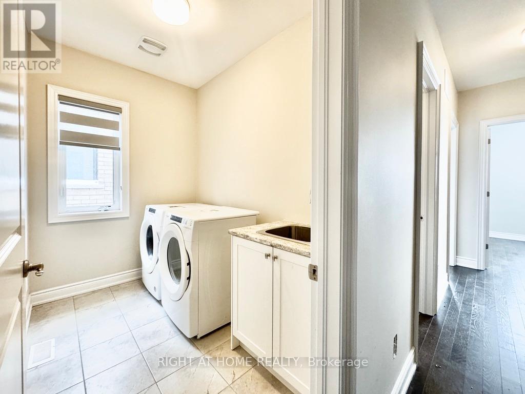 17 Periwinkle Road, Springwater, Ontario  L9X 2C8 - Photo 10 - S12532042