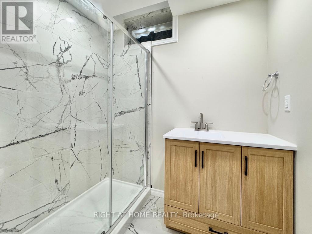 17 Periwinkle Road, Springwater, Ontario  L9X 2C8 - Photo 16 - S12532042