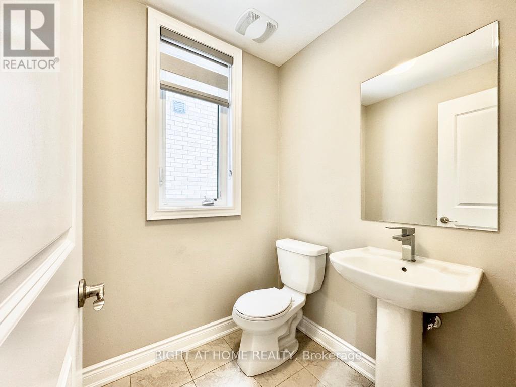 17 Periwinkle Road, Springwater, Ontario  L9X 2C8 - Photo 6 - S12532042