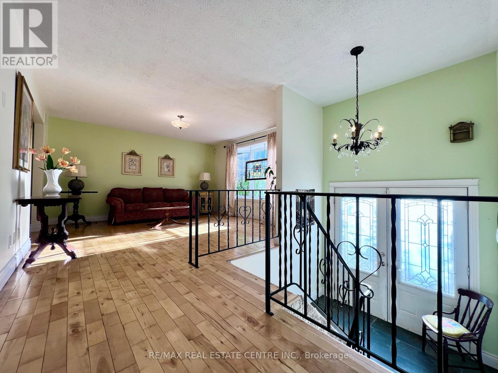 135 Christopher Avenue, Wasaga Beach, Ontario  L9Z 1S4 - Photo 10 - S12532138