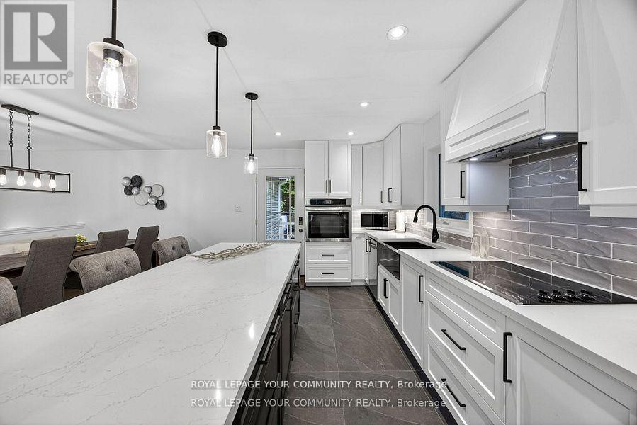 135 Huronwoods Drive, Oro-Medonte, Ontario  L0K 1E0 - Photo 10 - S12532144