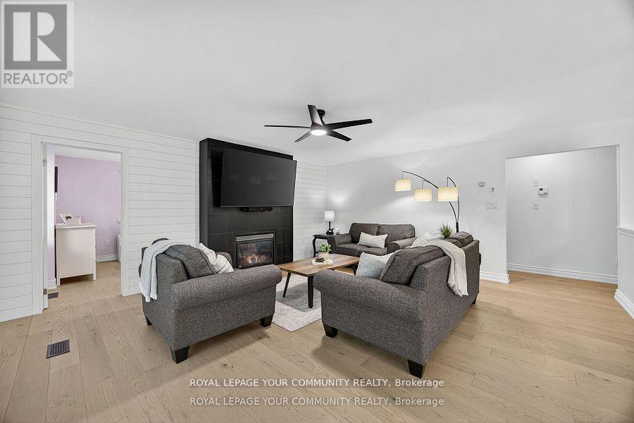 135 Huronwoods Drive, Oro-Medonte, Ontario  L0K 1E0 - Photo 17 - S12532144