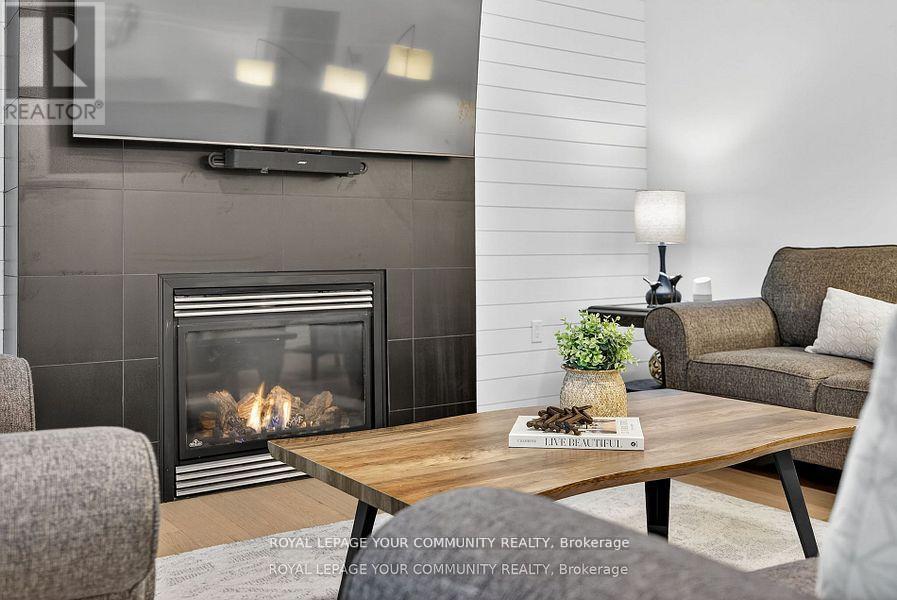 135 Huronwoods Drive, Oro-Medonte, Ontario  L0K 1E0 - Photo 19 - S12532144