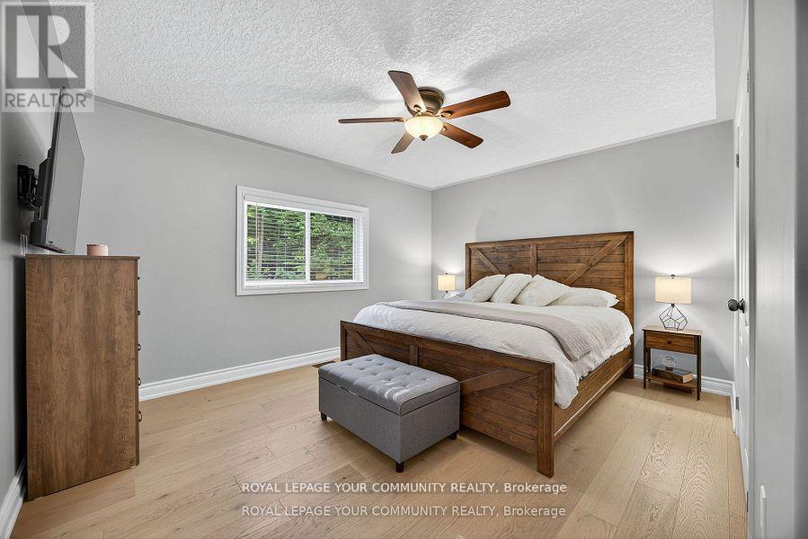 135 Huronwoods Drive, Oro-Medonte, Ontario  L0K 1E0 - Photo 21 - S12532144