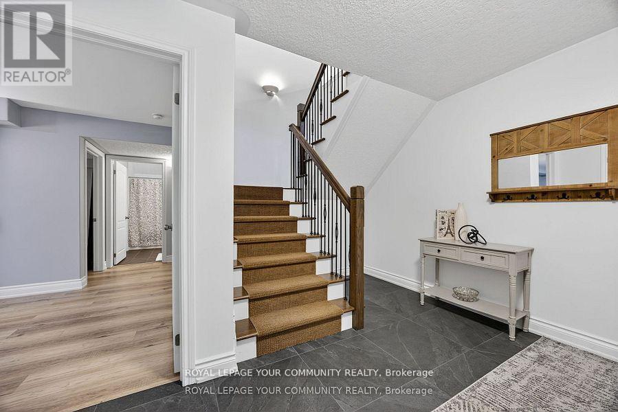 135 Huronwoods Drive, Oro-Medonte, Ontario  L0K 1E0 - Photo 27 - S12532144