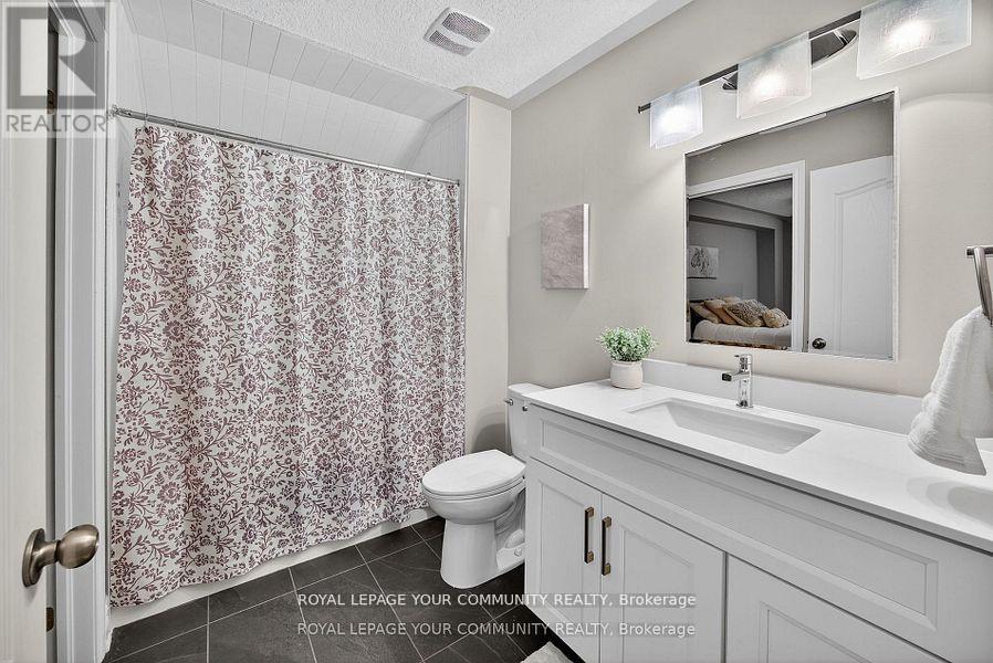 135 Huronwoods Drive, Oro-Medonte, Ontario  L0K 1E0 - Photo 32 - S12532144