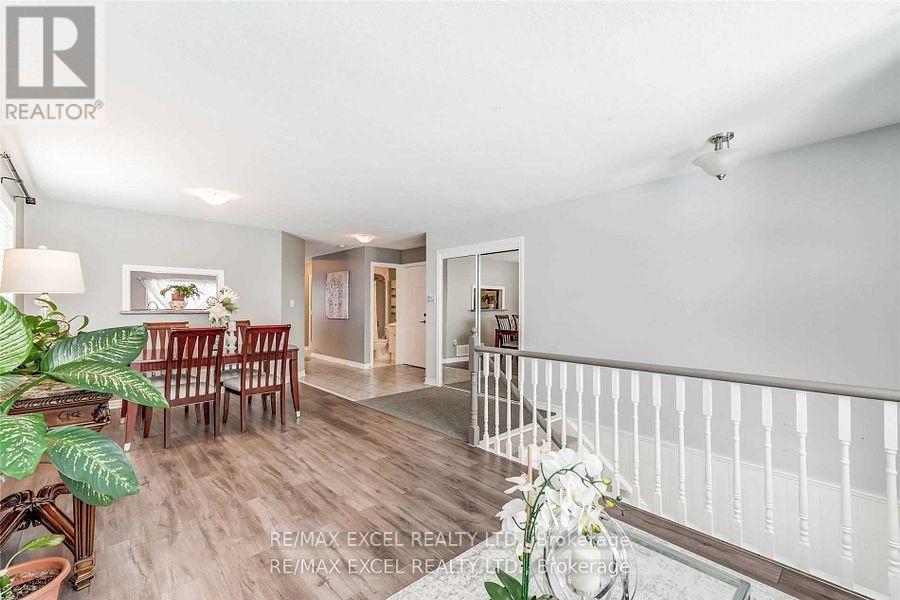 Main - 3 Sedgewood Way, Barrie, Ontario  L4N 0B9 - Photo 5 - S12532160