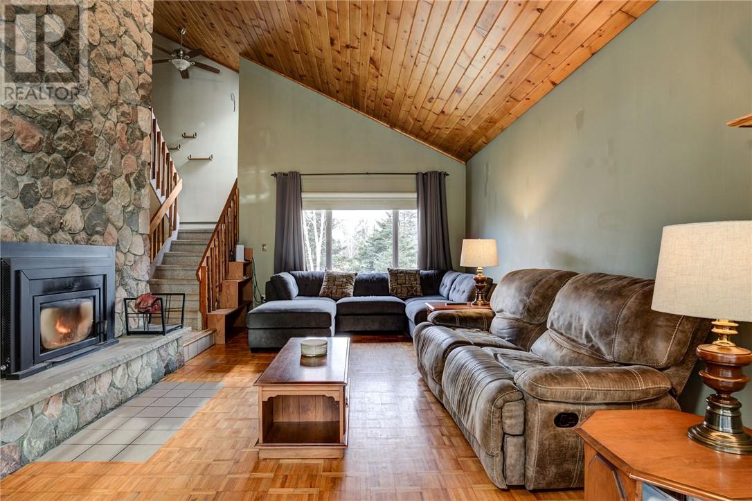 1767 Wallace Road, Chelmsford, Ontario P0M 1L0 - Photo 10 - 2125616