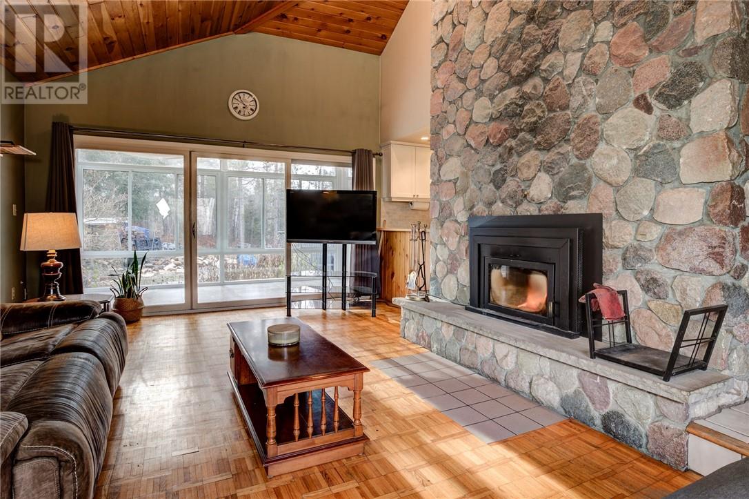 1767 Wallace Road, Chelmsford, Ontario P0M 1L0 - Photo 8 - 2125616