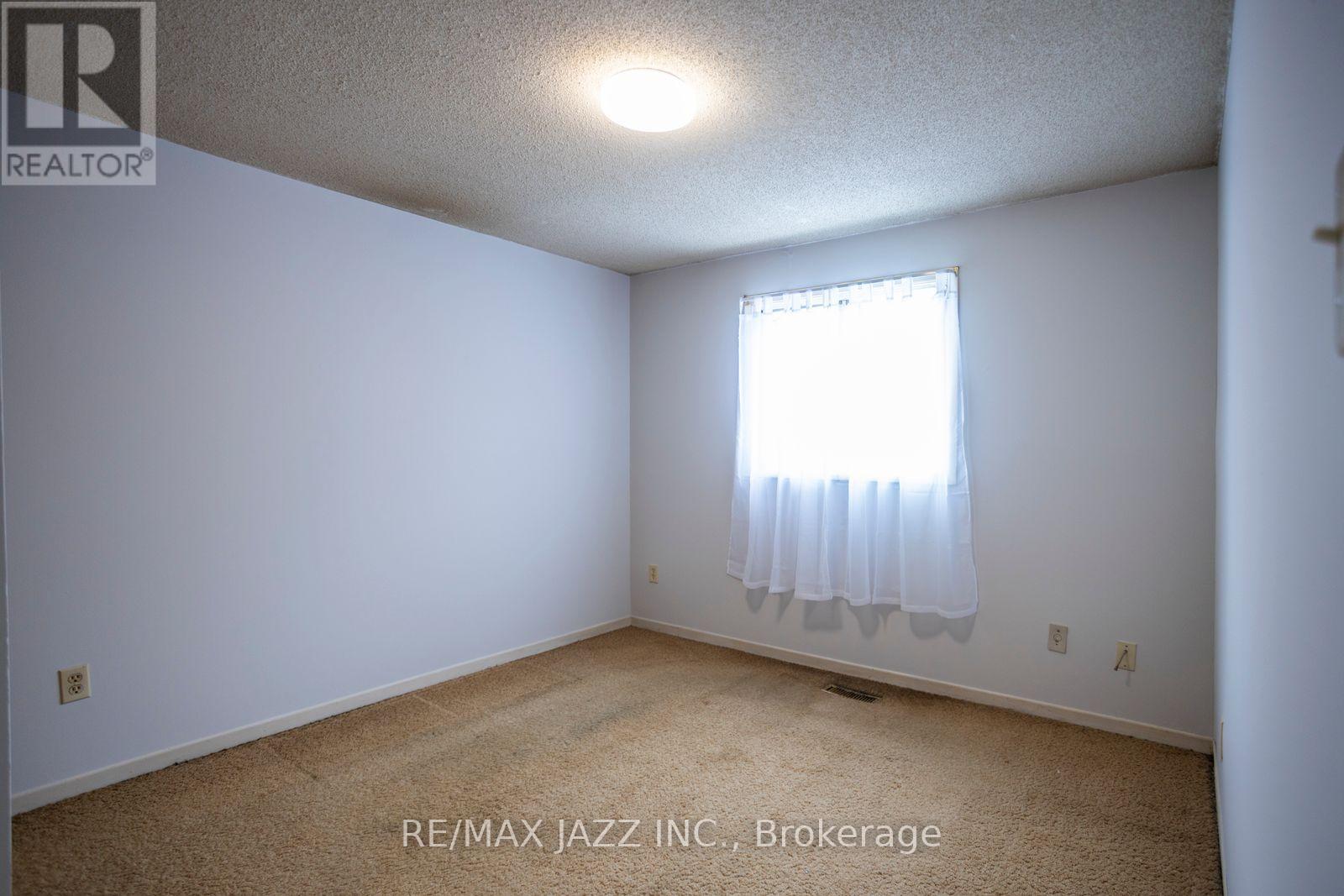 77 Caronia Square, Toronto, Ontario M1B 2Z9 - Photo 21 - E12532392