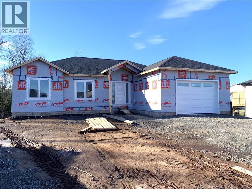 57 Robert, Shediac, New Brunswick  E4P 0R2 - Photo 2 - NB129904